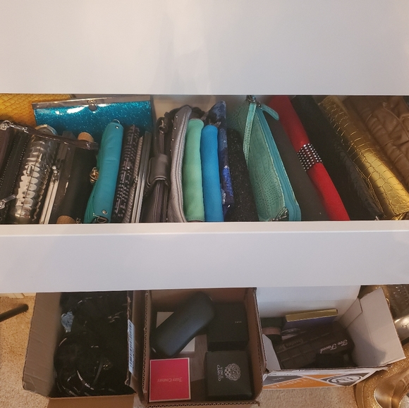 WELCOME to my closet! - Picture 11 of 16